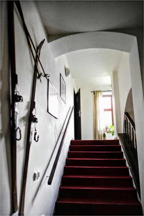 Apartmanovy Dum Pastak Лоучна-над-Десноу Экстерьер фото